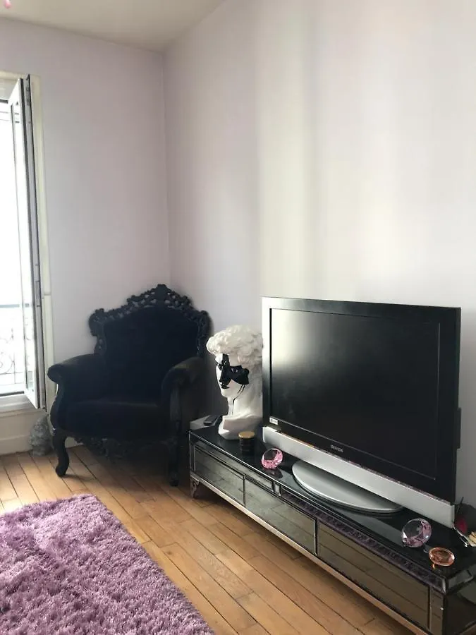 Apartment Superbe Appartement Proche De La Butte Montmartre Paris France