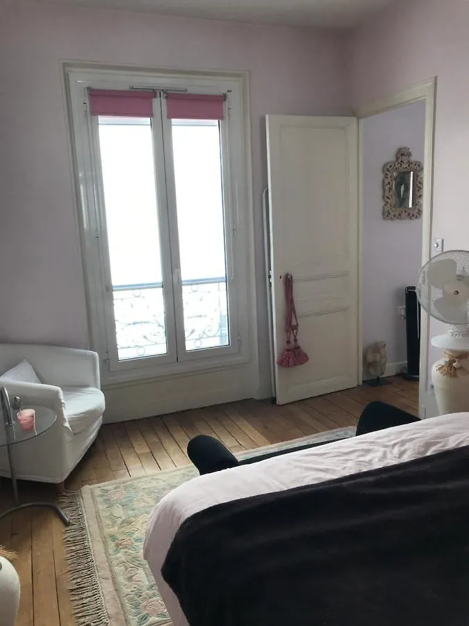 Apartment Superbe Appartement Proche De La Butte Montmartre Paris